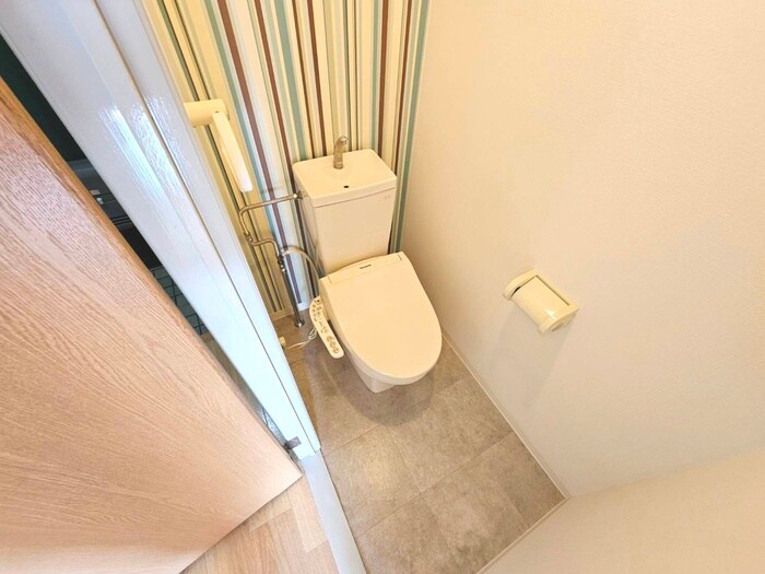 物件内観写真11　(トイレ)