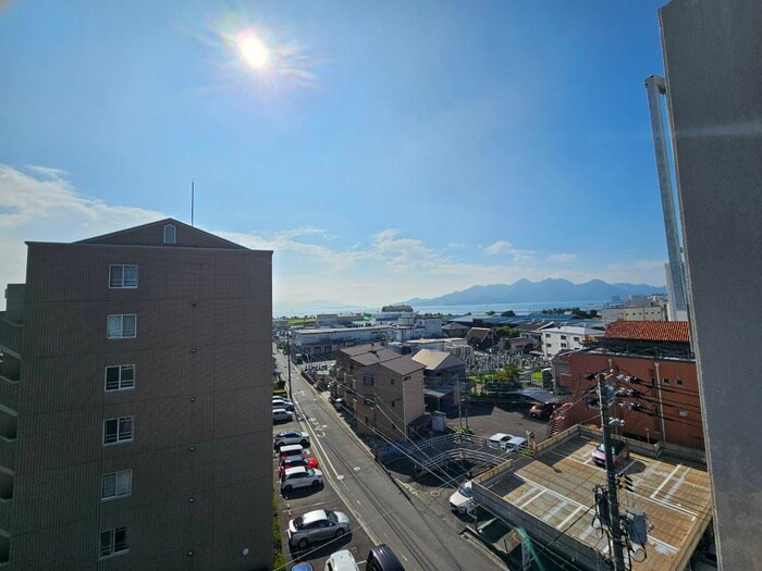 物件内観写真18　(室内からの展望)