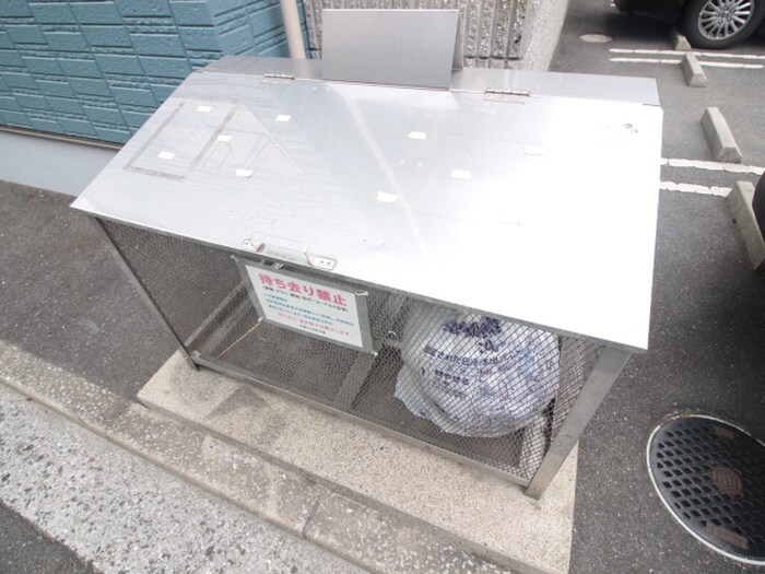 物件外観写真4　(建物設備)