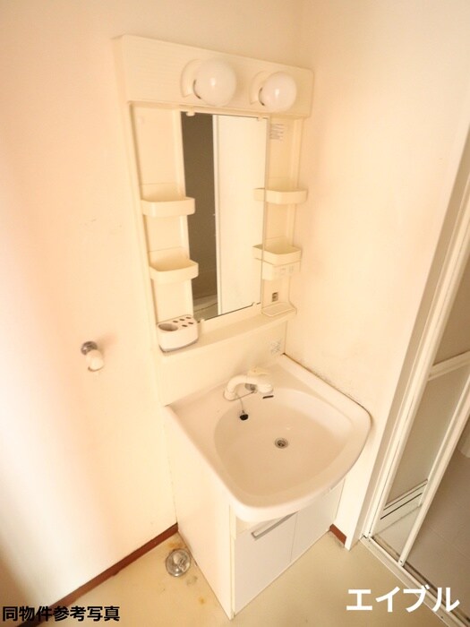 物件内観写真10　(洗面)