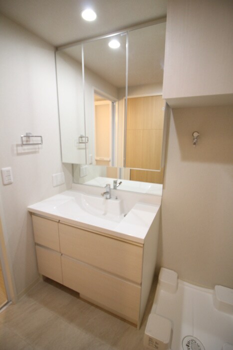 物件内観写真12　(洗面)