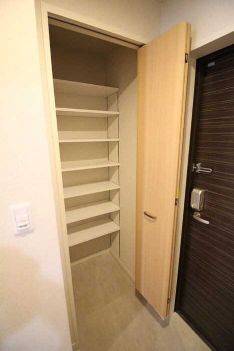 物件内観写真14　(靴箱)