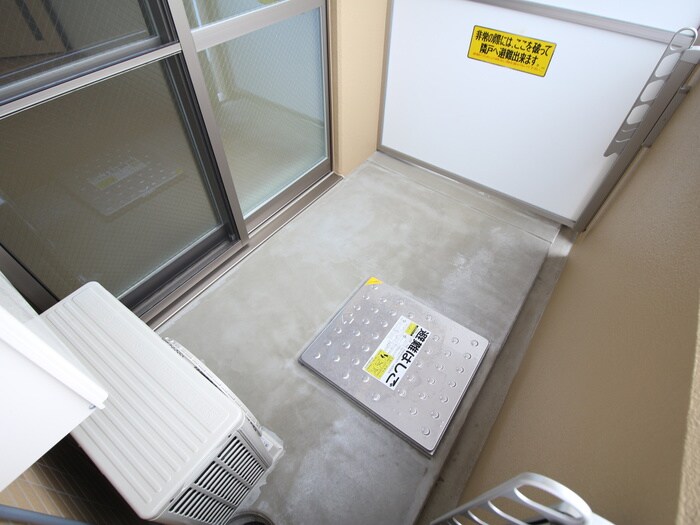 物件内観写真16　(ベランダ・バルコニー)