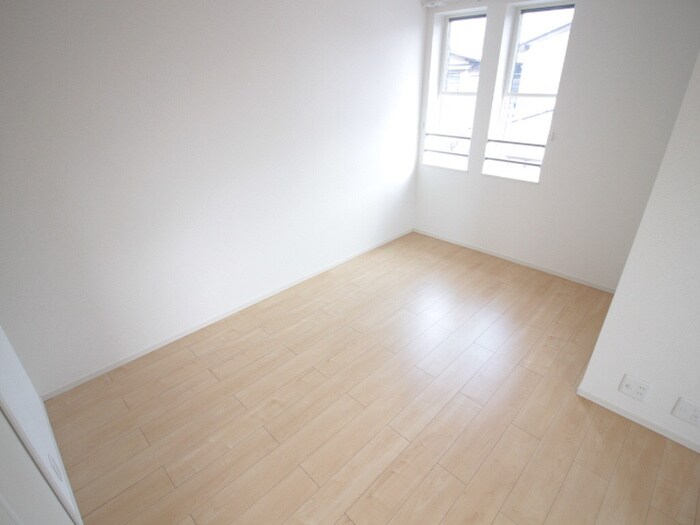 物件内観写真18　(居室)