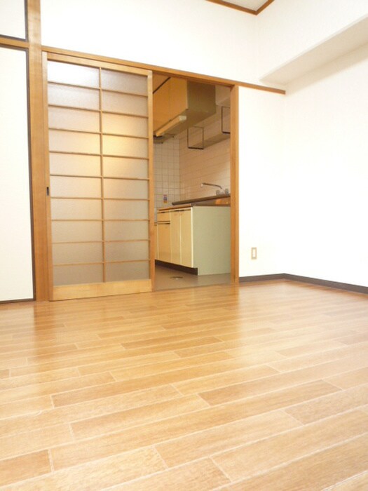 物件内観写真11　(居室)