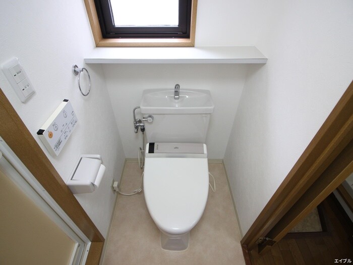 物件内観写真11　(トイレ)