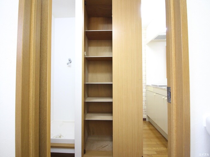 物件内観写真13　(靴箱)