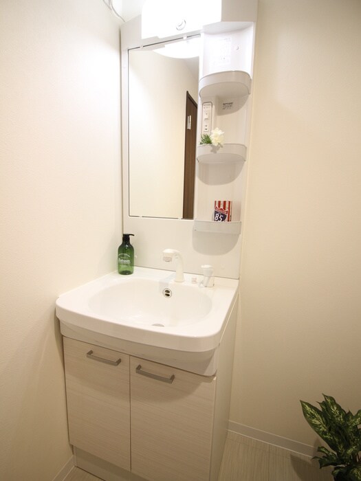 物件内観写真11　(洗面)