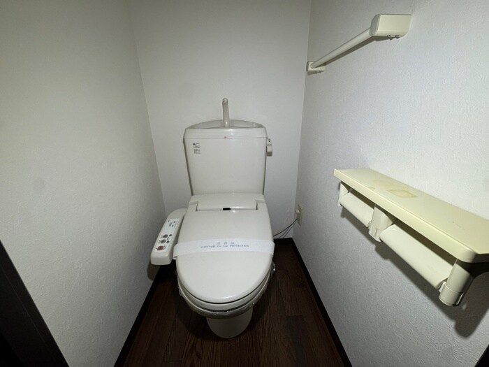 物件内観写真10　(トイレ)