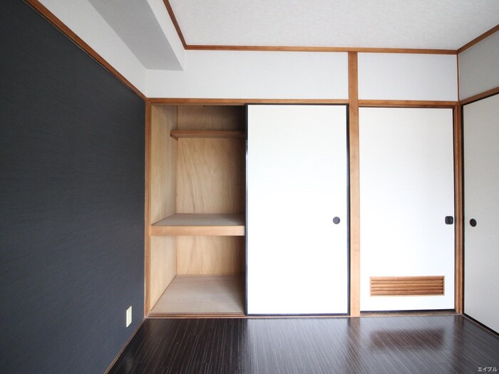 物件内観写真16　(収納)