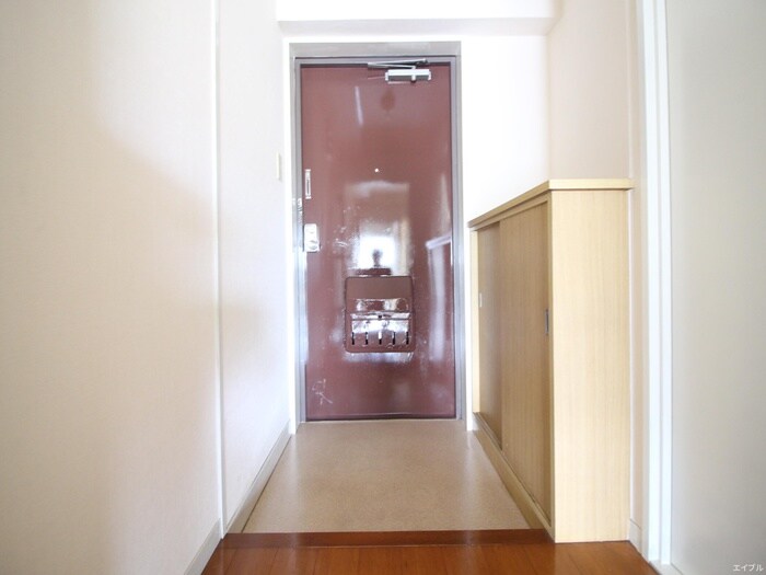 物件内観写真17　(玄関)