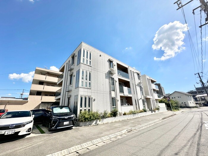 物件外観写真3　(外観写真)