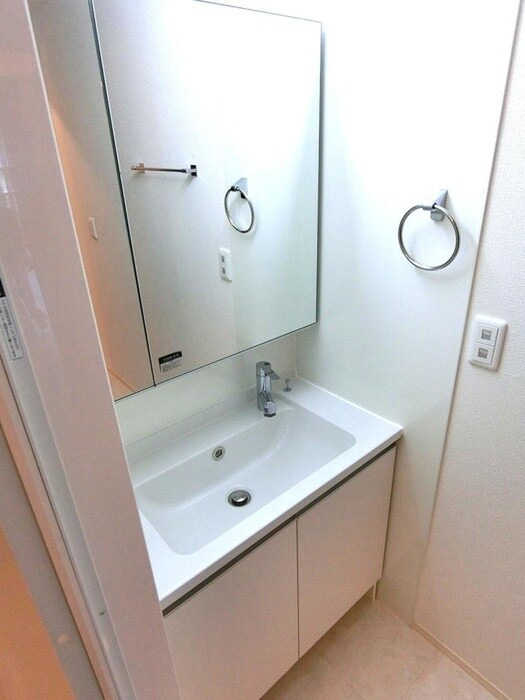 物件内観写真12　(洗面)