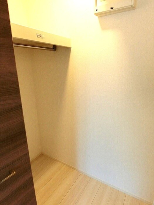物件内観写真13　(収納)