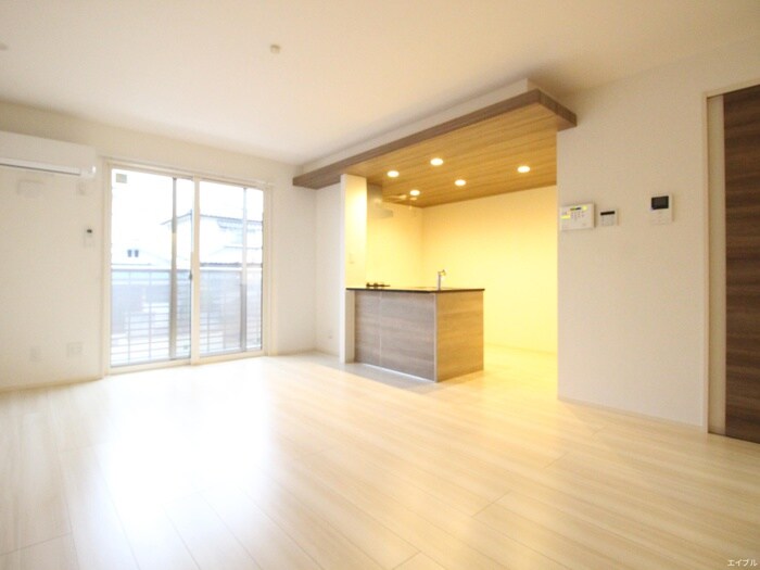 物件内観写真19　(居室)