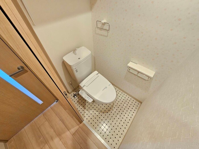 物件内観写真11　(トイレ)