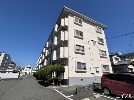 新納マンション外観写真