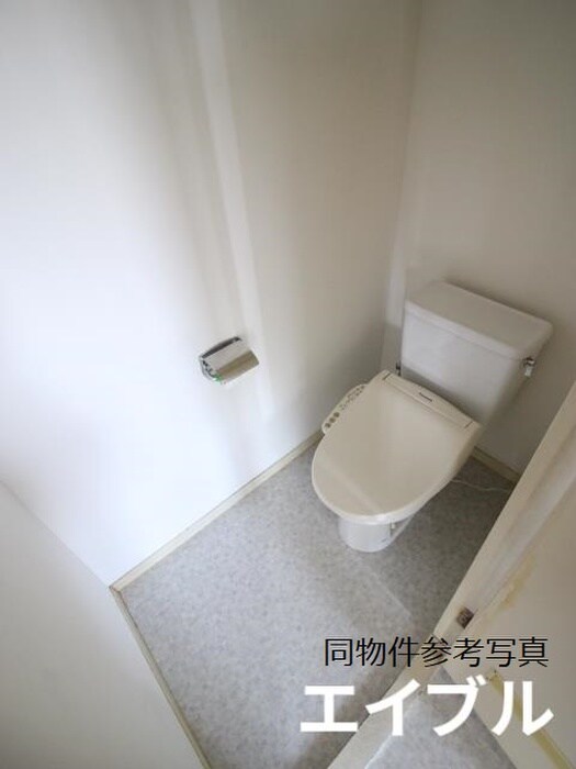 物件内観写真10　(トイレ)