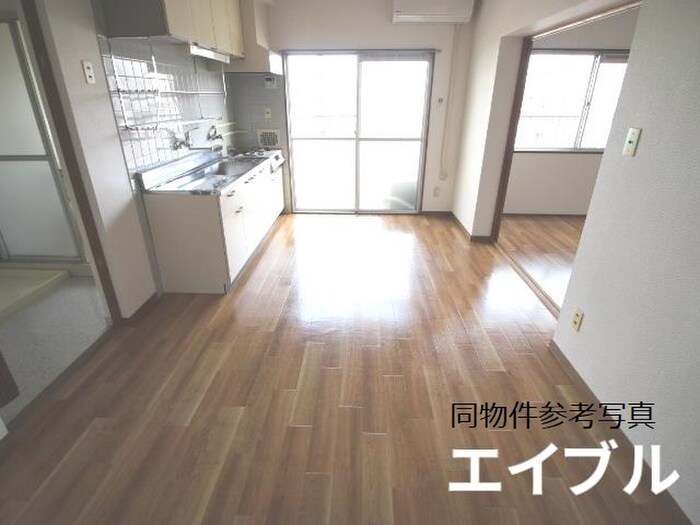 物件内観写真18　(居室)