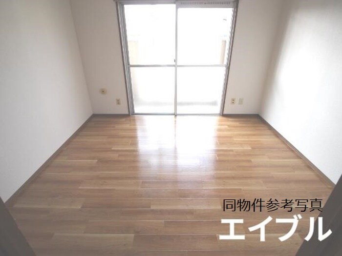 物件内観写真19　(居室)