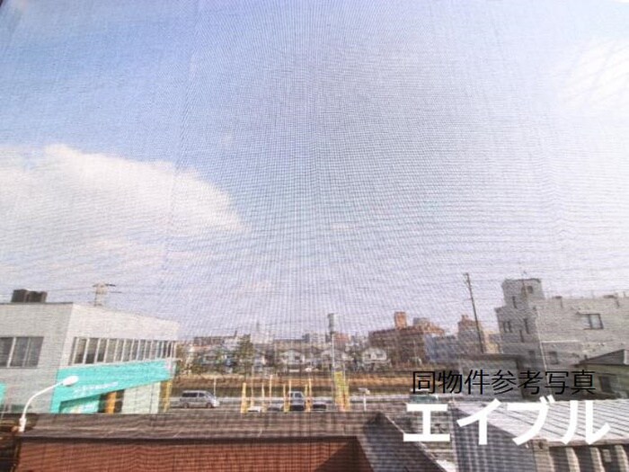 物件内観写真22　(室内からの展望)