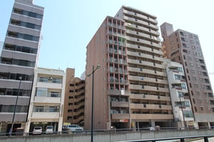 プロヴァンス宝町外観写真