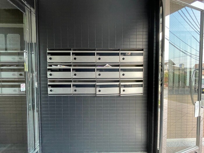 物件外観写真4　(建物設備)