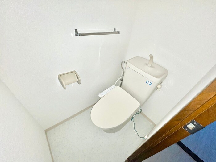 物件内観写真10　(トイレ)