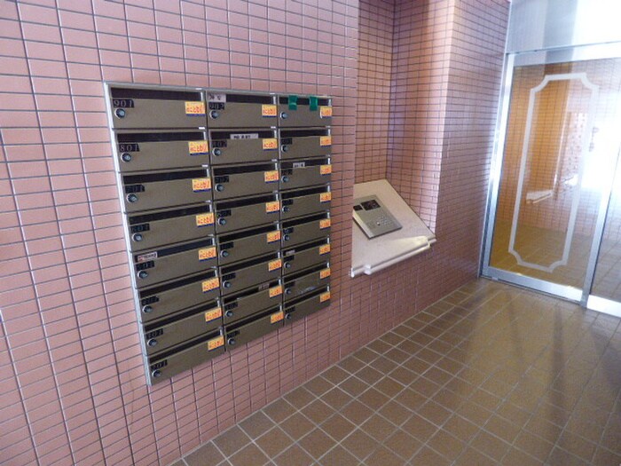 物件外観写真6　(建物設備)