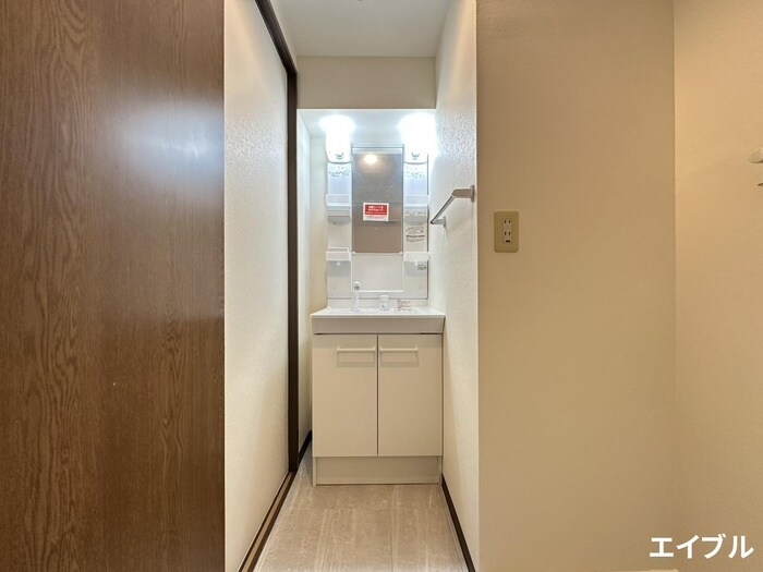 物件内観写真11　(洗面)