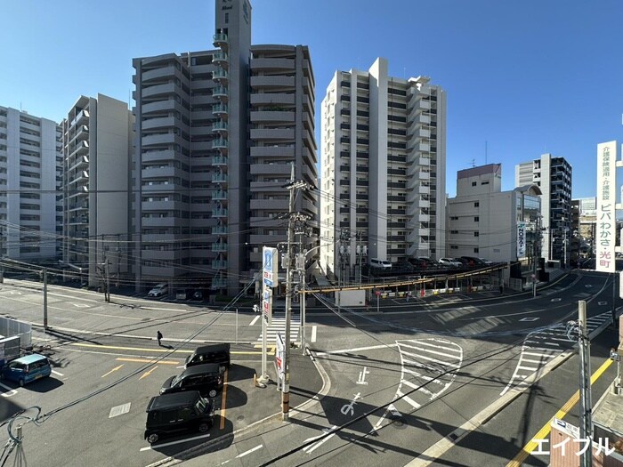 物件内観写真14　(室内からの展望)