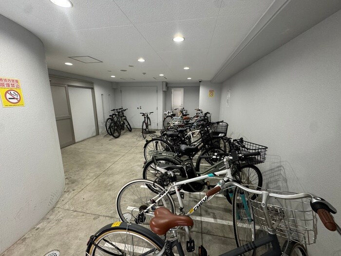 ルービンス宇品神田の駐輪場