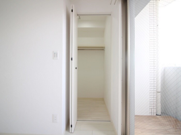 物件内観写真13　(収納)