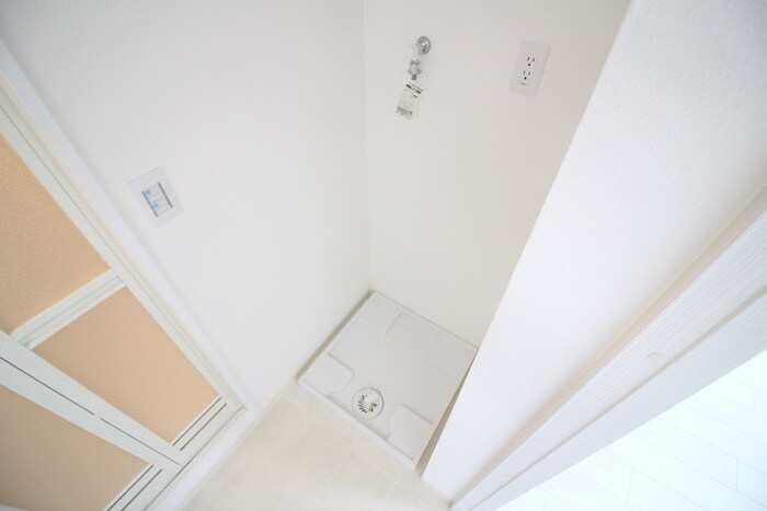 物件内観写真22　(洗濯機置場)