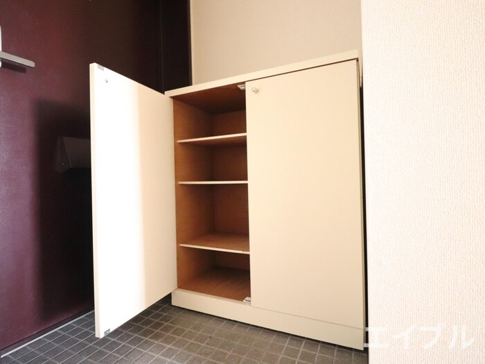 物件内観写真11　(靴箱)
