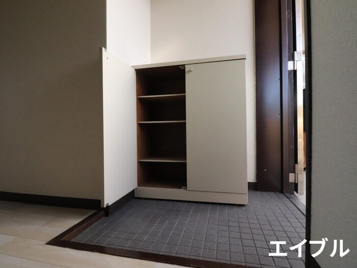 物件内観写真11　(靴箱)