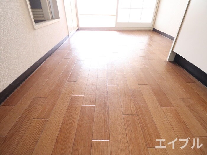 物件内観写真12　(廊下)