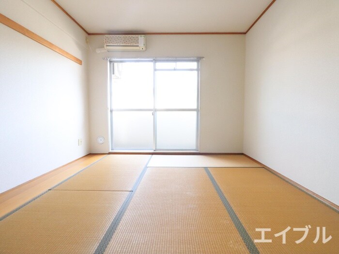 物件内観写真13　(居室)