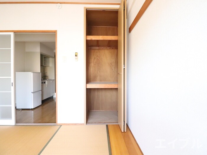 物件内観写真14　(収納)