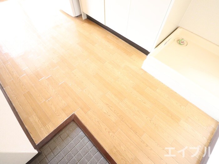 物件内観写真19　(廊下)