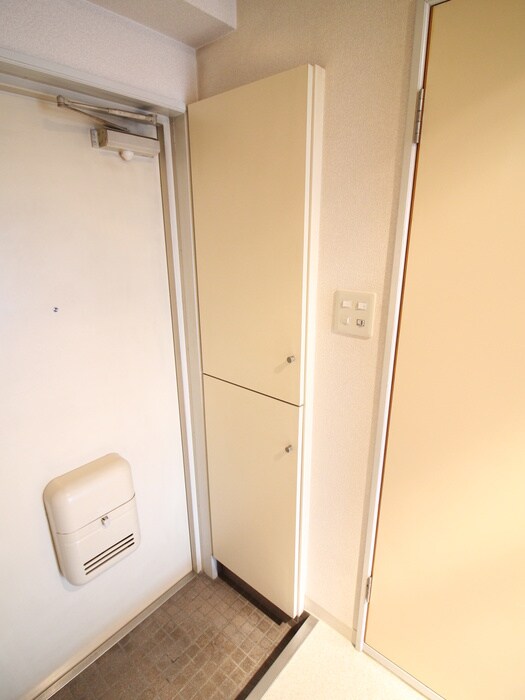 物件内観写真10　(靴箱)