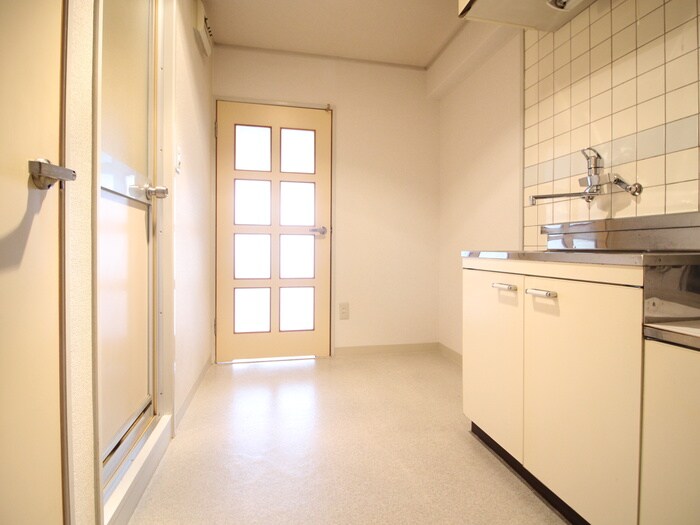 物件内観写真16　(内観写真)