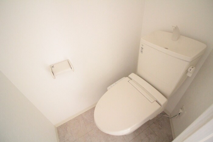 物件内観写真11　(トイレ)