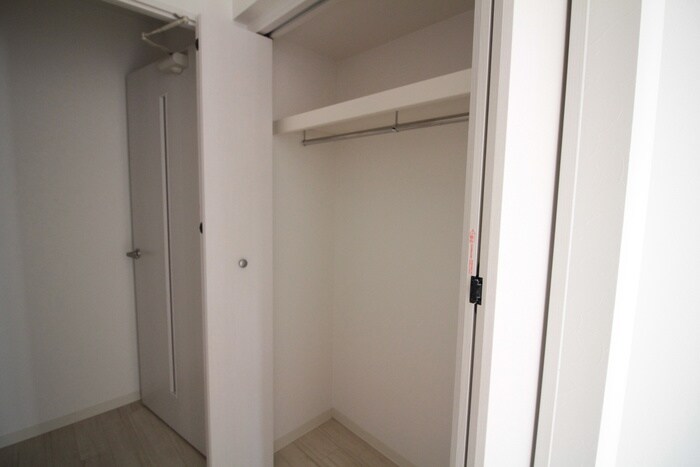 物件内観写真12　(収納)