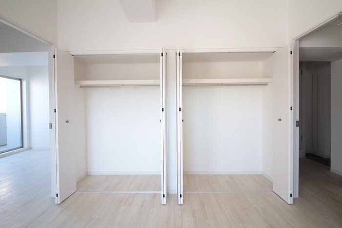 物件内観写真12　(収納)