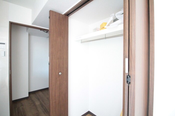 物件内観写真12　(収納)