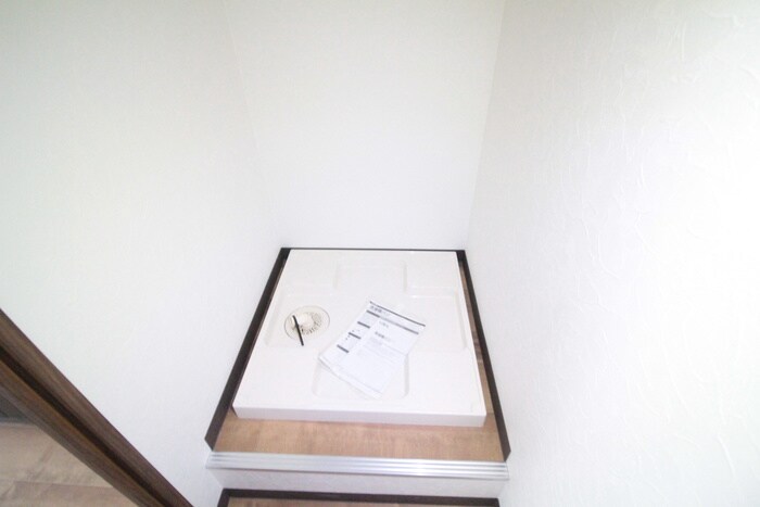 物件内観写真22　(洗濯機置場)