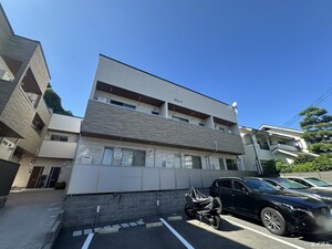 ロイヤルヴィラ向洋　B棟外観写真