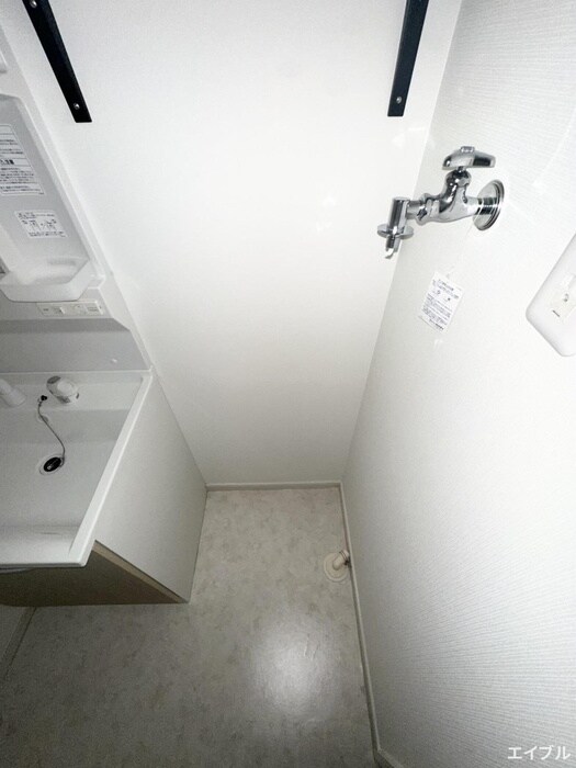 物件内観写真17　(洗濯機置場)