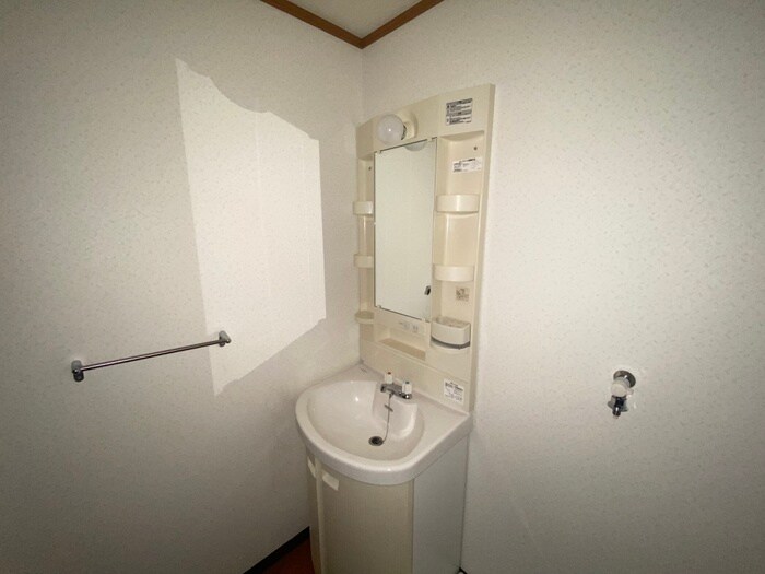 物件内観写真10　(洗面)